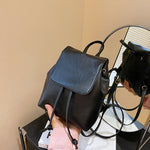 Load image into Gallery viewer, Fashion Simple Retro Casual Women's Backpack