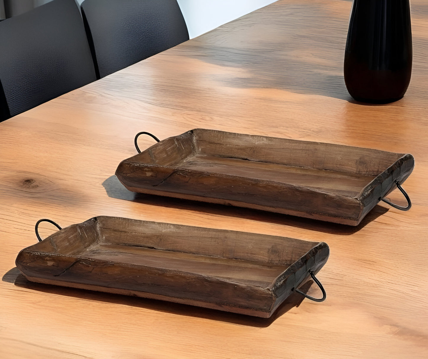 Set Of 2 Medium Brown Recycled Wood With Flaunt Metal Handles Trays