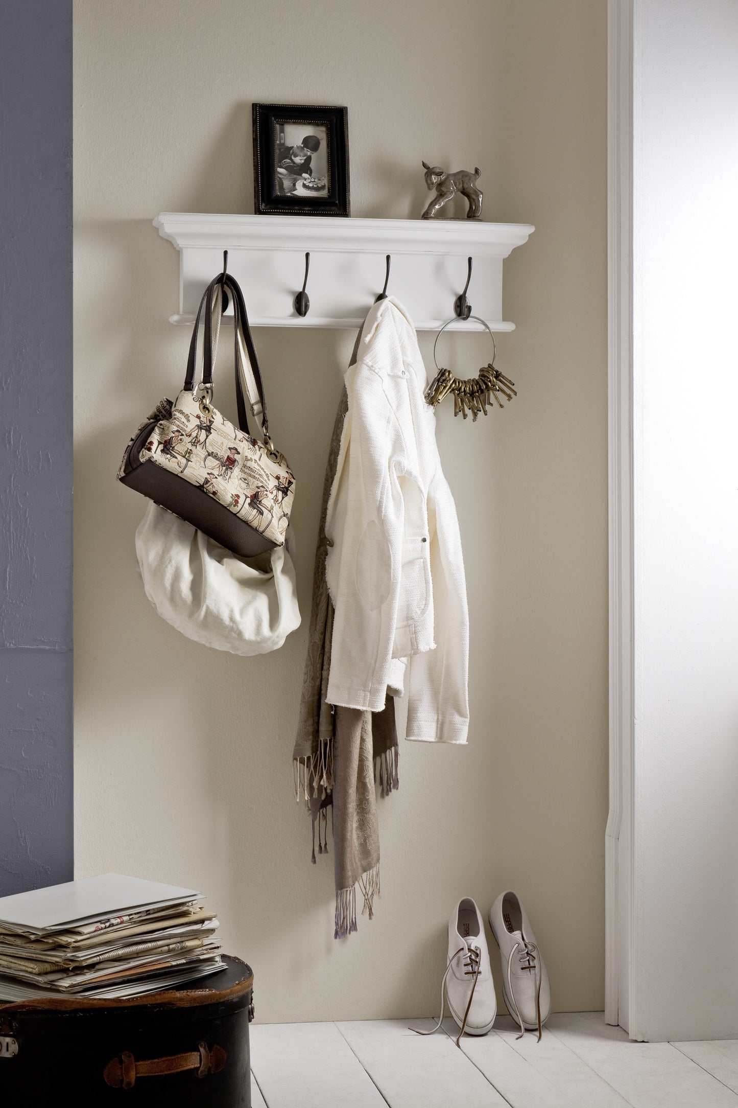 28" Classic White Wood Four Hook Hanging Coat Rack