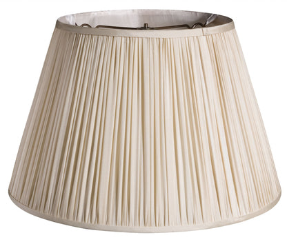 18" Pale Grey Slanted Pleated Tafetta Lampshade