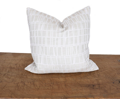 20" X 20" White and Gray Geometric Polyester Zippered Pillow