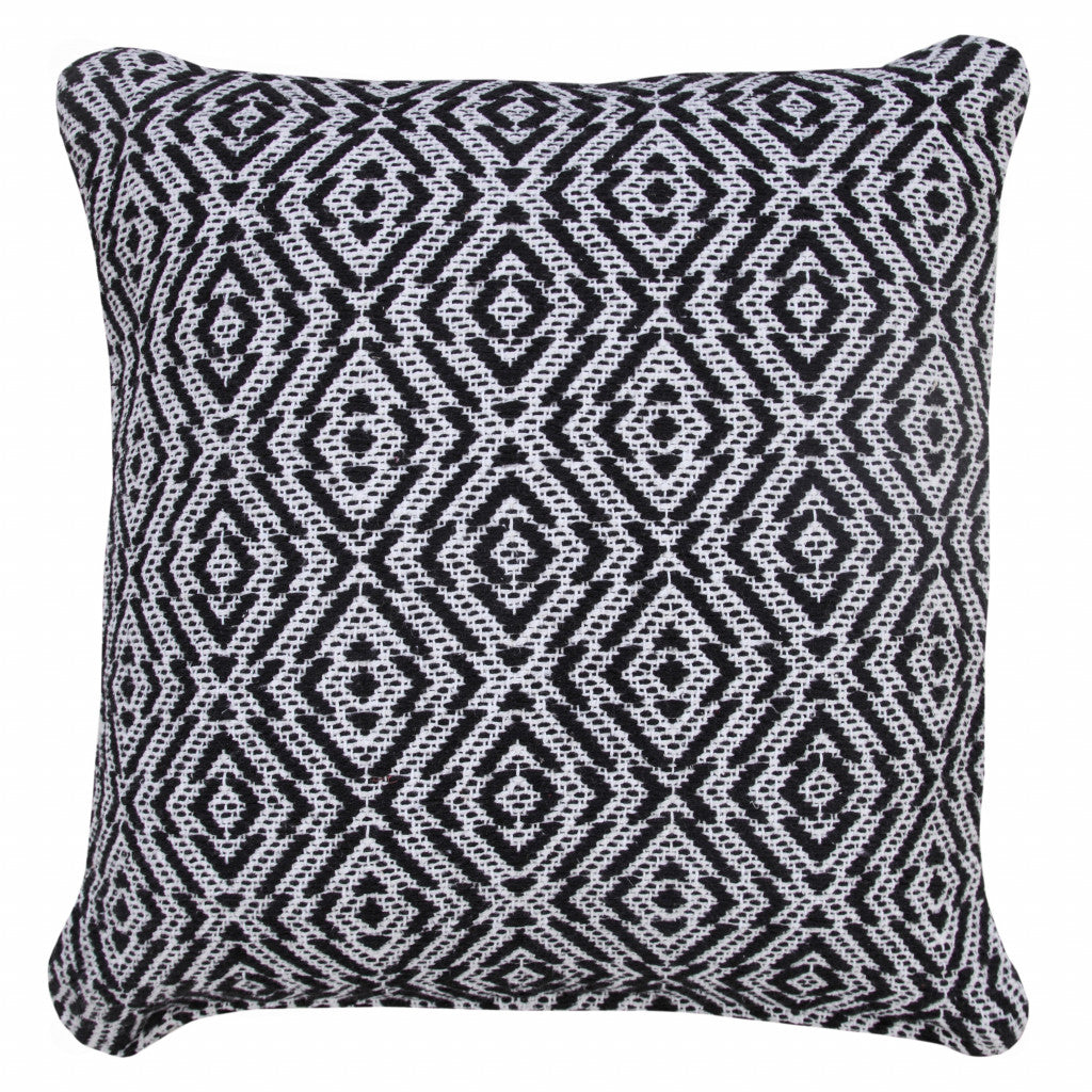 20" X 20" Black And White 100% Cotton Geometric Zippered Pillow